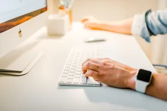 Exploring the Benefits of Pay-Per-Click Advertising for Insurance Agencies - Featured image